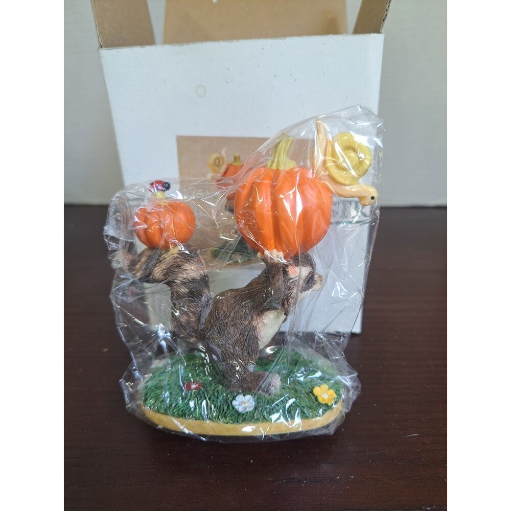 Charming Tails Pickin Time Figurine